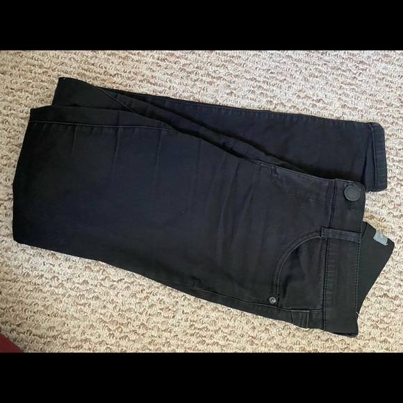Black skinny jeans/pants - Picture 2 of 4
